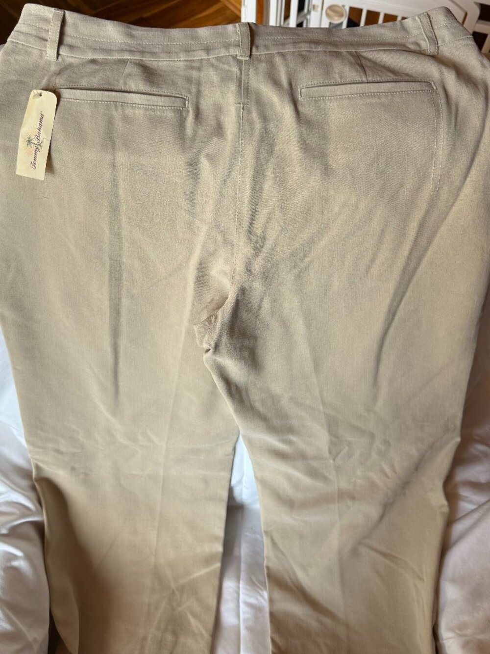 Tommy Bahama Size 14 Silk Ripstop Cruiser Pants